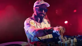 Dj Hakan Küfündür ile 90'lar & 2000'ler Türkçe Pop Parti