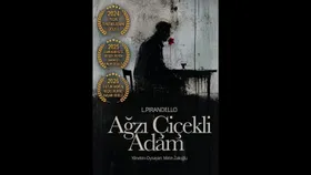 Ağzı Çiçekli Adam