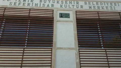Seferihisar Çağan Irmak Kültür Merkezi
