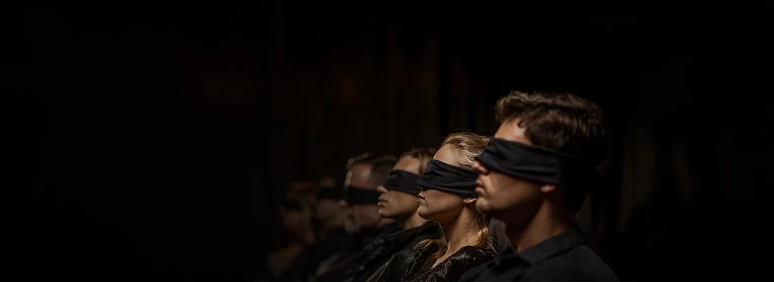 Blind Symphony - Karanlıkta Oda Orkestrası