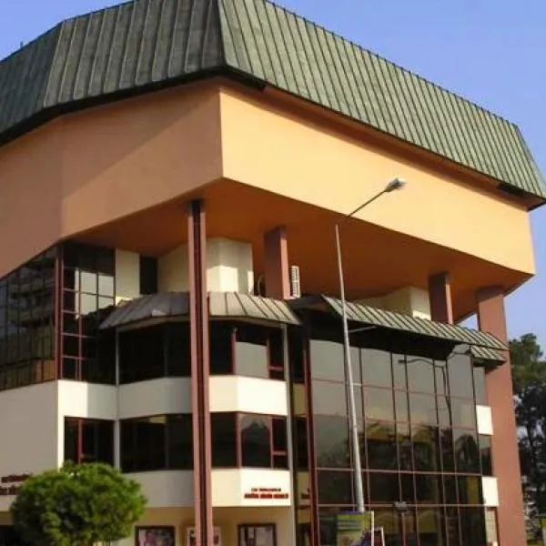 İzmir AKM Tiyatro Salonu