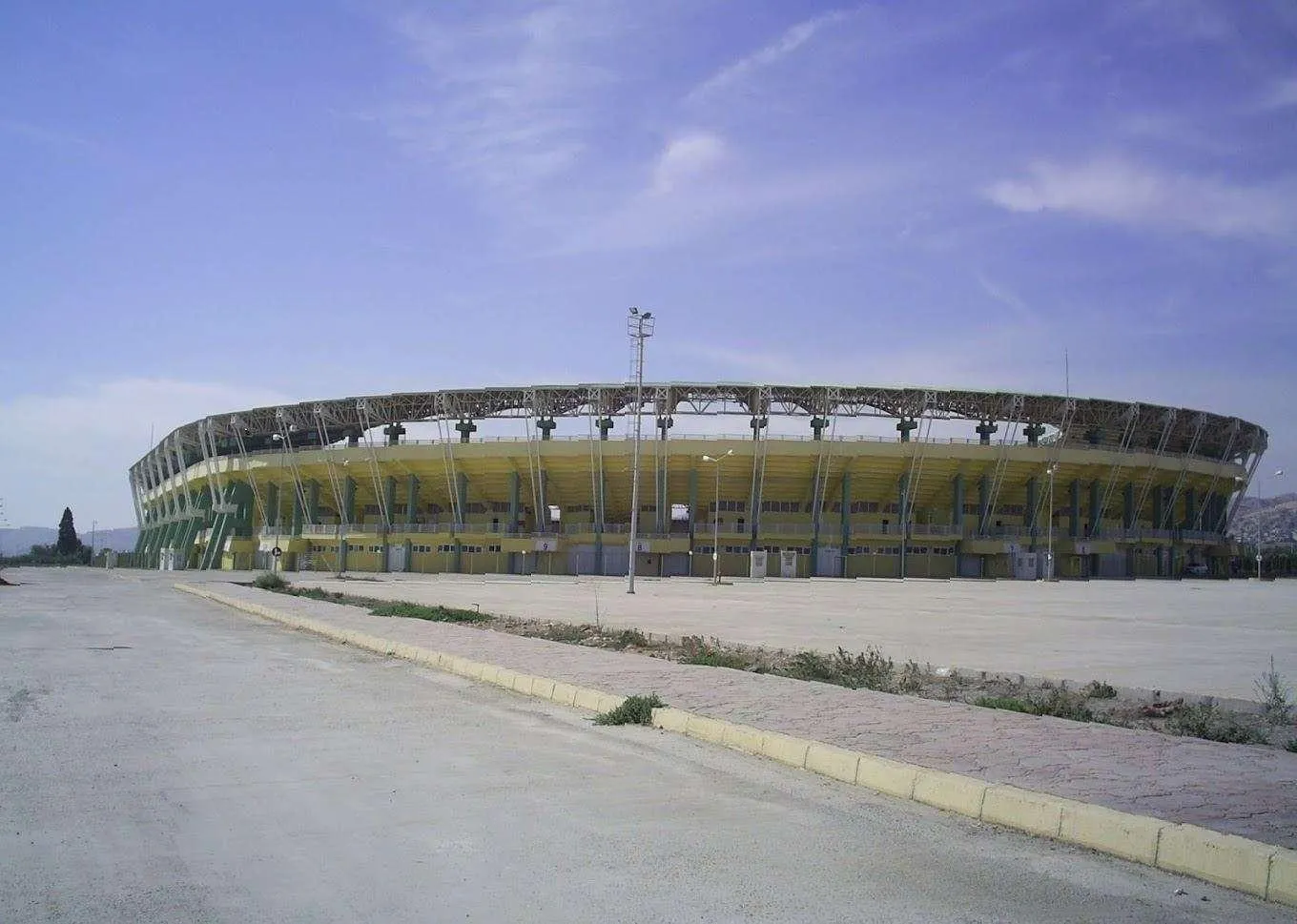 11 Nisan Stadyumu