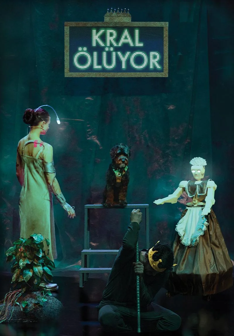 Kral Ölüyor